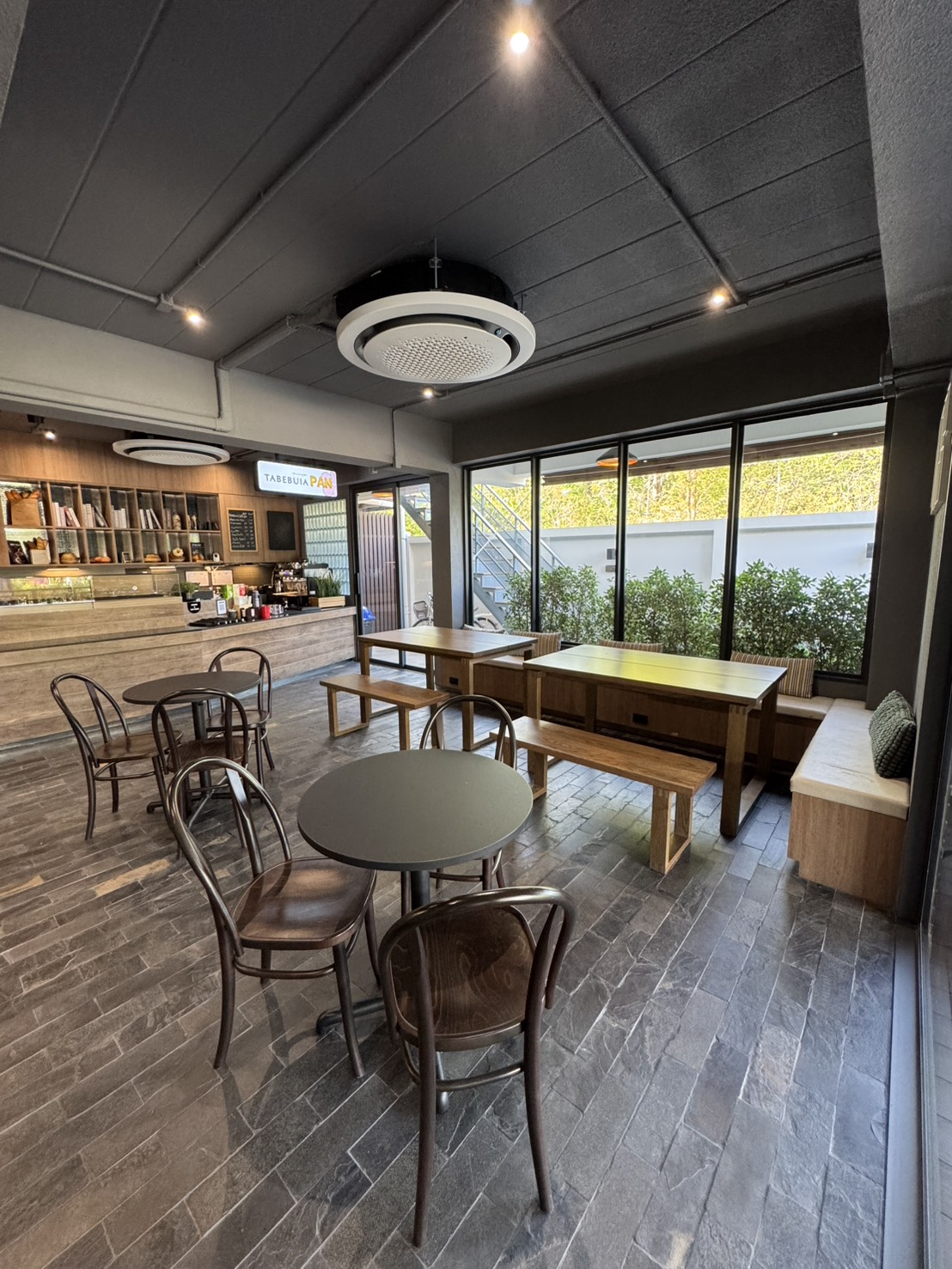 Tabebuia House coworking workspace